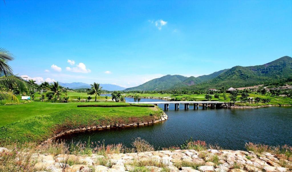 Diamond Bay Golf And Villas Nha Trang Exterior photo